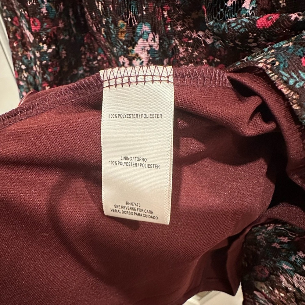 Gabby Skye Floral Lace Dress 18W Burgundy Cold Shoulder Fit Flare Romantic Party - Picture 13 of 13